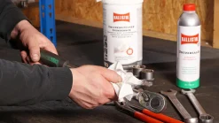 Ballistol Spenderbox mit 130 trockenen Tüchern