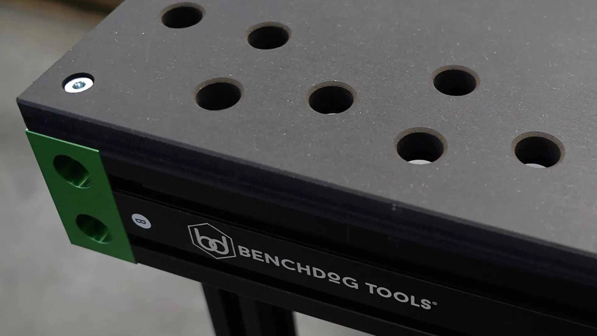 Benchdog Tools Ultra MFT mit Sägeeinlage
