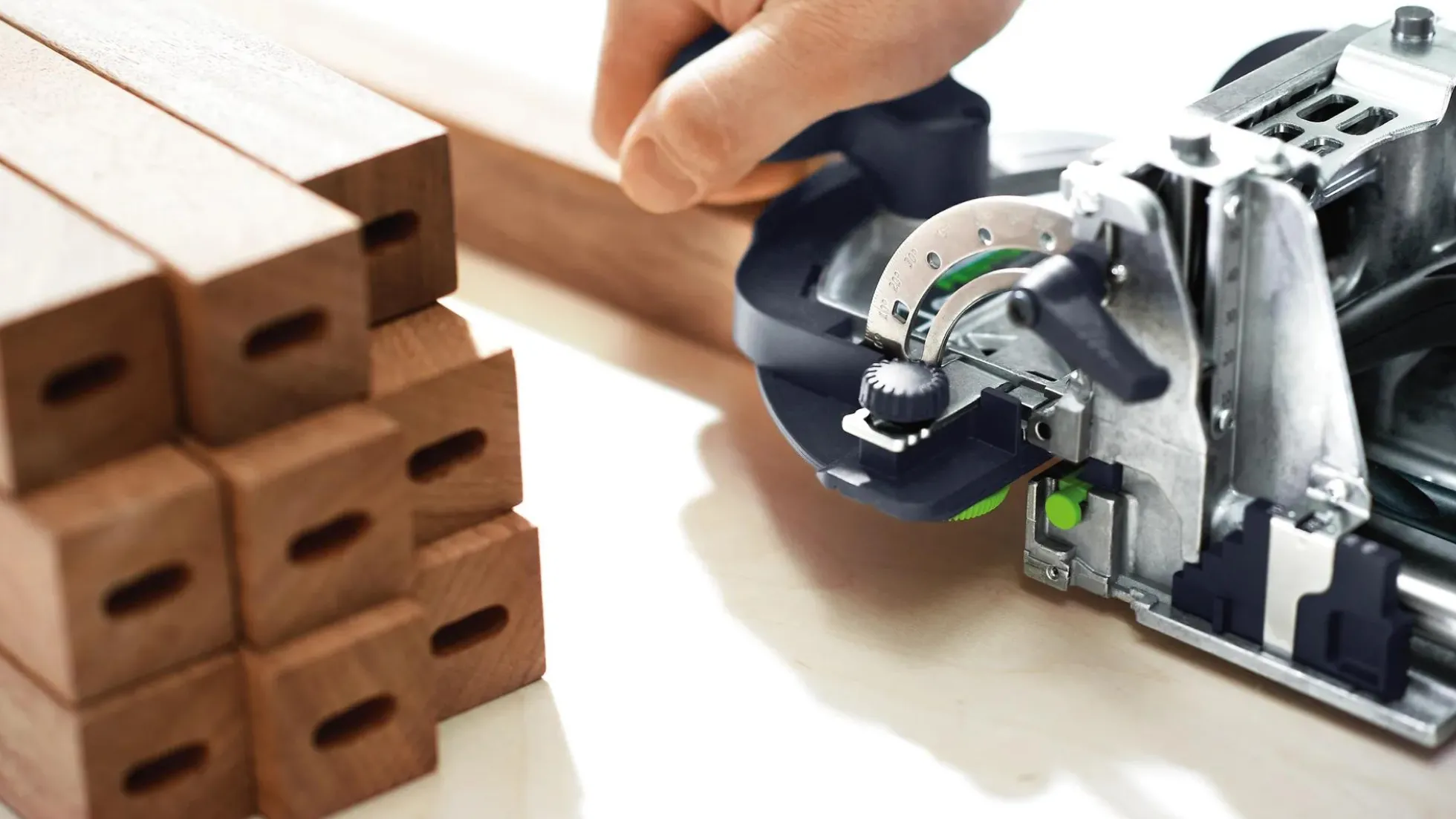 Festool Dübelfräse DOMINO XL DF 700 EQ-Plus