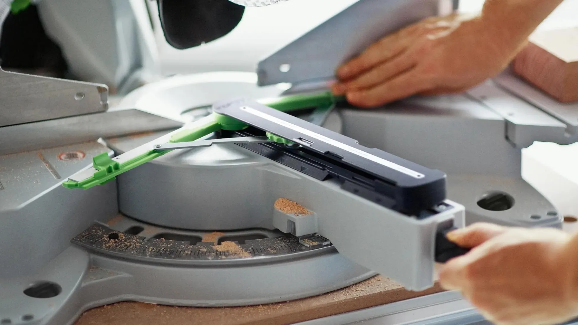 Festool Kapp-Zugsäge KS 120 REB KAPEX