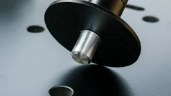 Metallteller mit Ø20mm Zapfen für Leuchten mit Magnetfuß