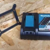 Schwarze StealthMounts Halterung für Makita Ladegerät, 2 St.