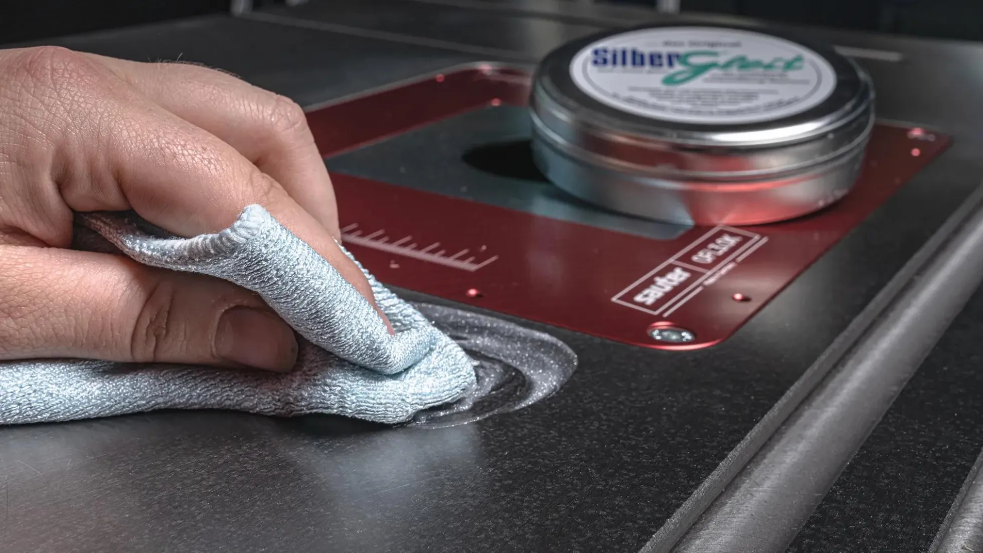 Silbergleit 350 ml in der Blechdose