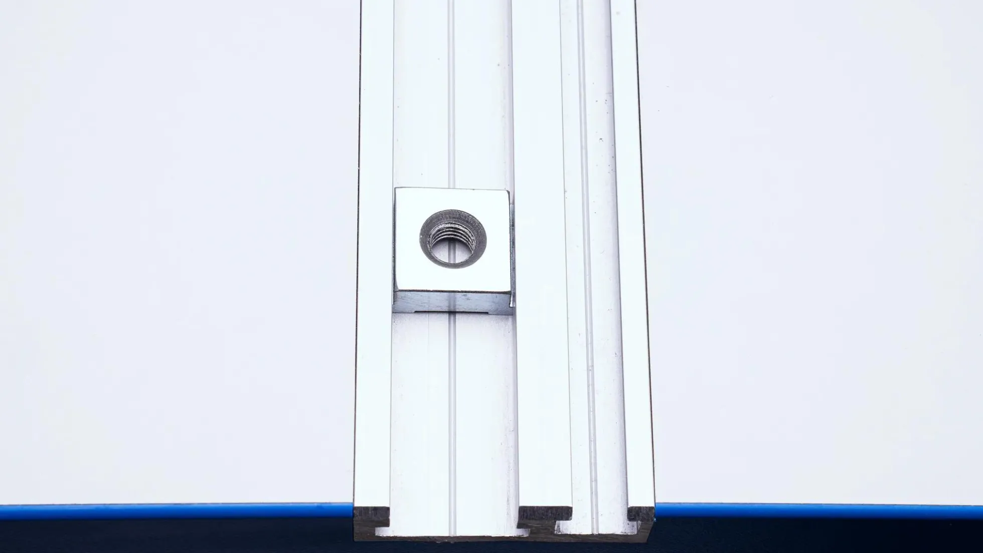 T-Nutensteine 3/4" -M8(5 Stück)