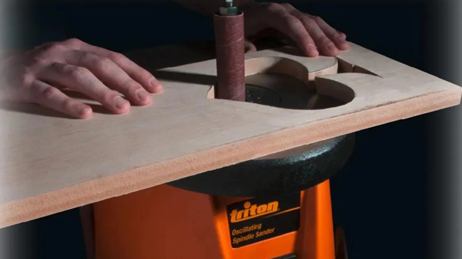 Triton Oszillierende Spindelschleifmaschine