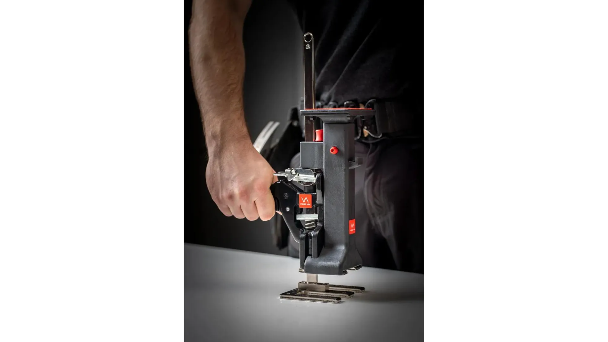 Viking Arm Hängeschrank Kit
