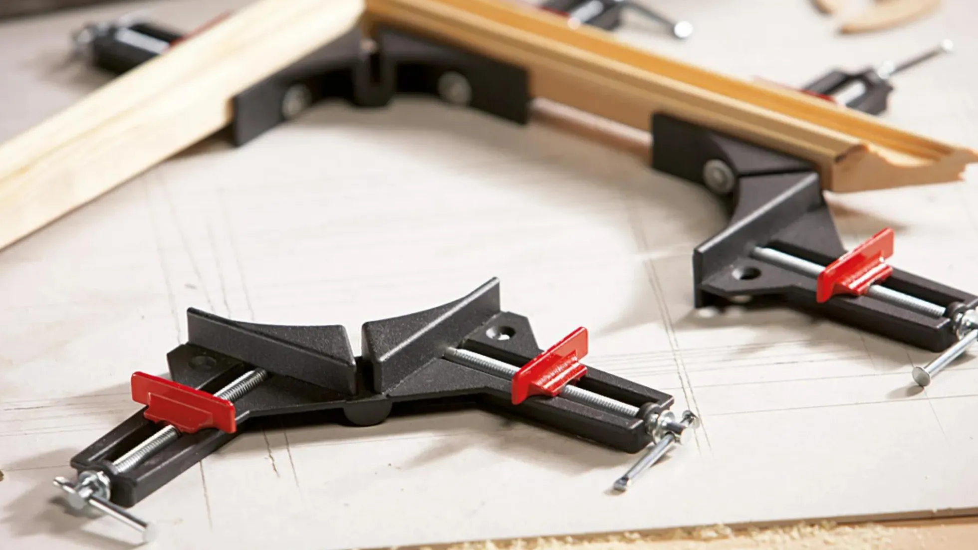 Winkelspanner WS1